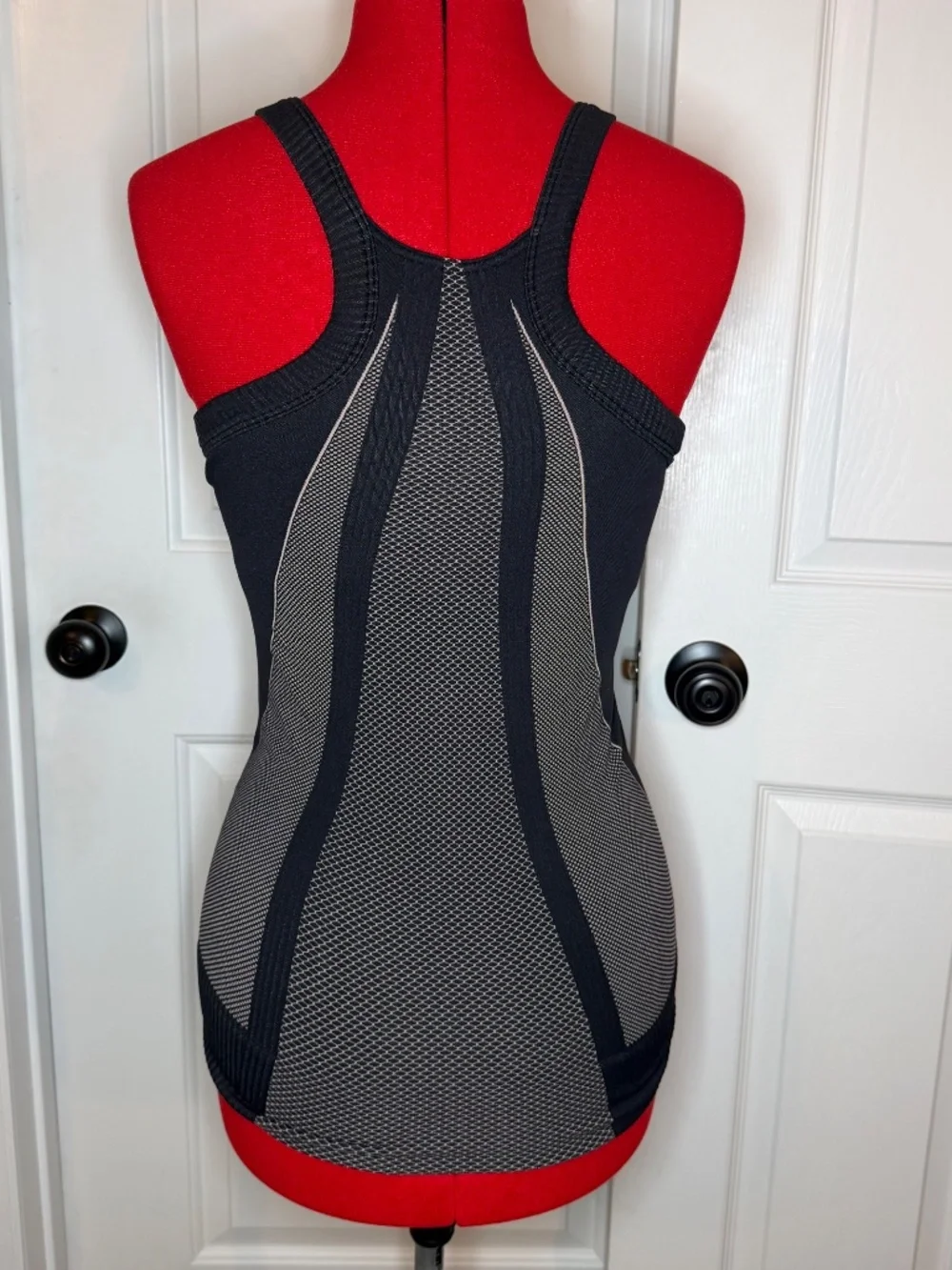 Nike Racerback Seamless Tank Top Built In Bra Black Beige Women S ? Sleeveless